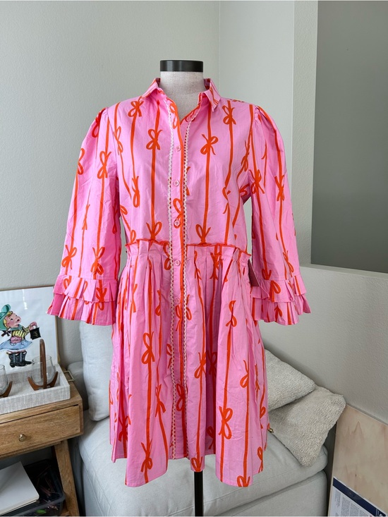 Ivy City Co Dresses & Skirts - Ivy City Co Pink Button-Front Dress
